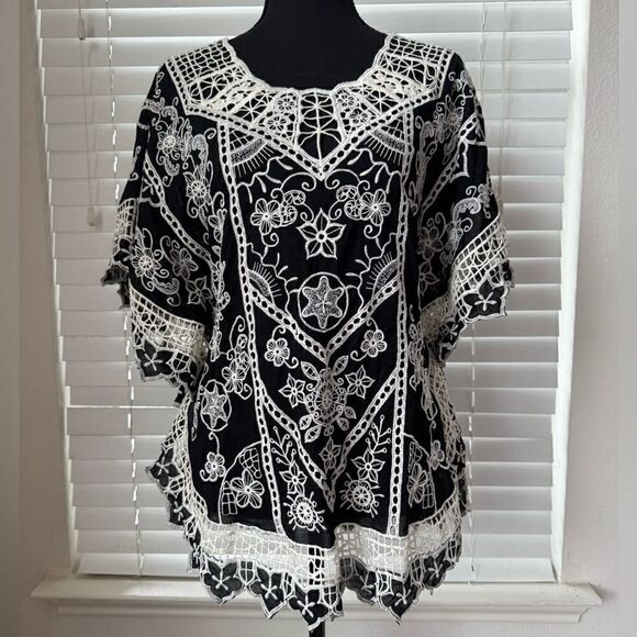Yoana Baraschi Women’s M Black White Embroidered Crochet Tunic Top Boho Style - Picture 1 of 9